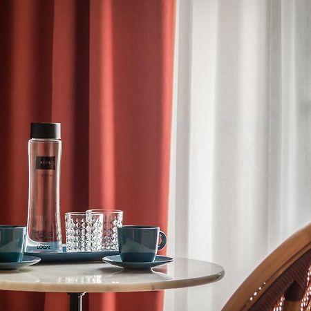 Bypillow Residence Abril Sevilla Dış mekan fotoğraf