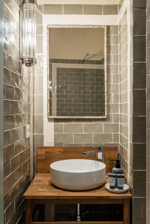Bypillow Residence Abril Sevilla Dış mekan fotoğraf